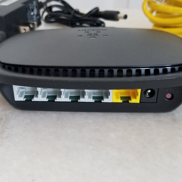 belkin N300 XR Wi-Fi N Router - Picture 3 of 7